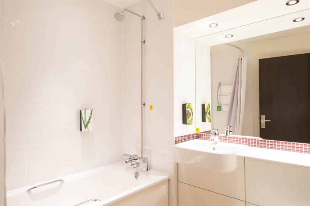 Premier Inn London Romford Central Habitación foto